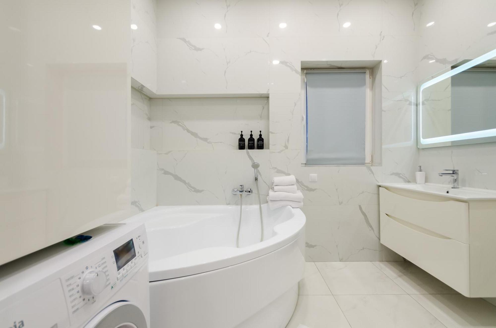 Petrovdom Apartments 267-373 In Rc Central Park, 7 John Mccain Street Kiev Esterno foto